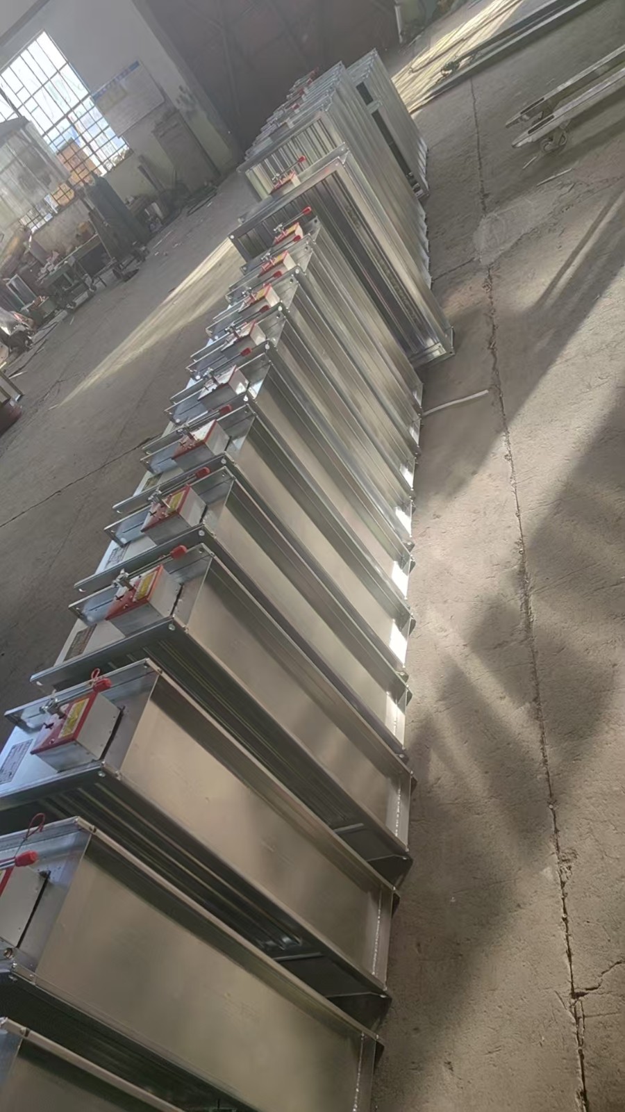 閫氶涓庣┖璋冨伐紼嬩腑鐨勯槻鐑熼槻鐏榾